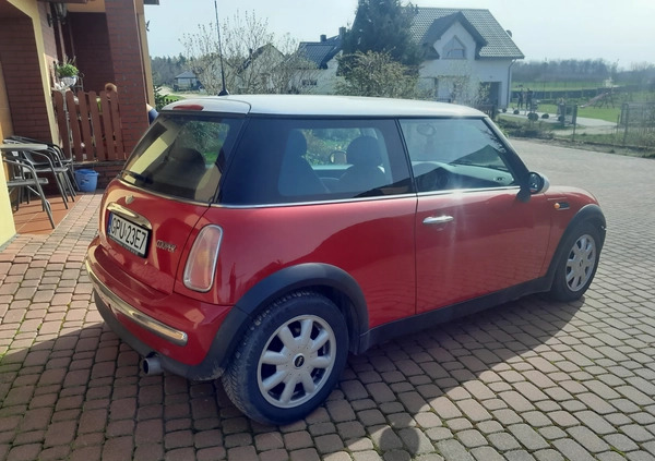 MINI Cooper cena 9400 przebieg: 223600, rok produkcji 2004 z Puck małe 37